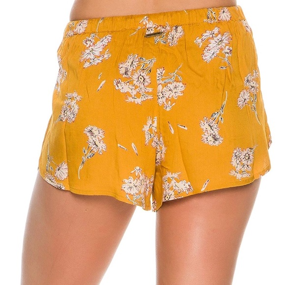 Billabong Sea Dunes Printed Woven Shorts - Picture 3 of 8